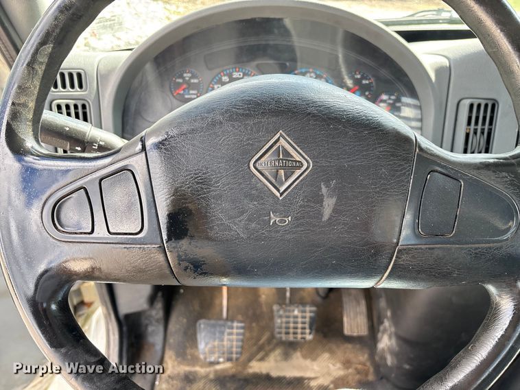 image for item ED2256 2007 International 4300 flatbed truck