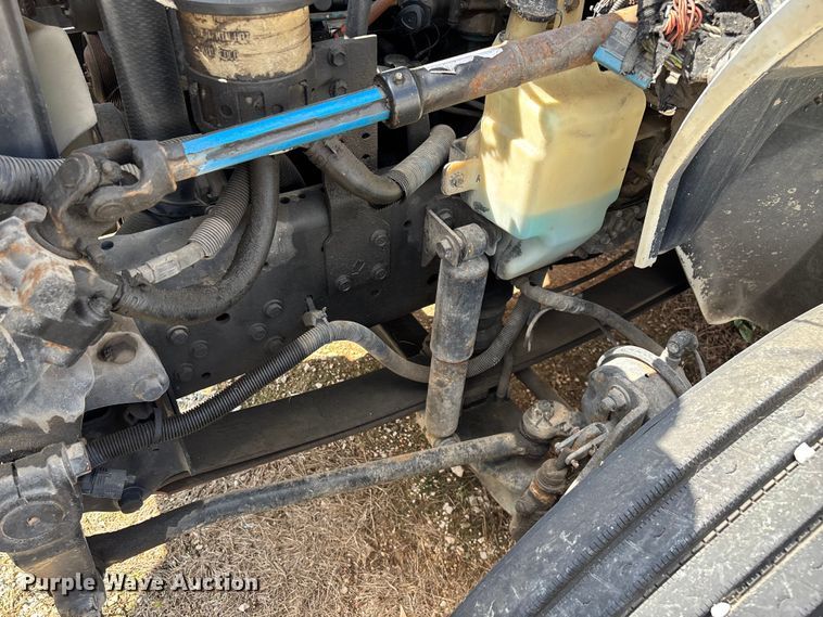 image for item ED2256 2007 International 4300 flatbed truck