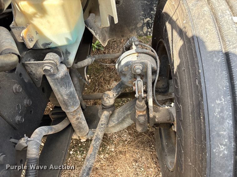 image for item ED2256 2007 International 4300 flatbed truck