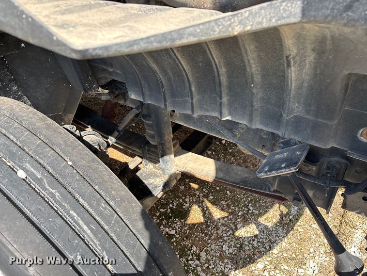 image for item ED2256 2007 International 4300 flatbed truck