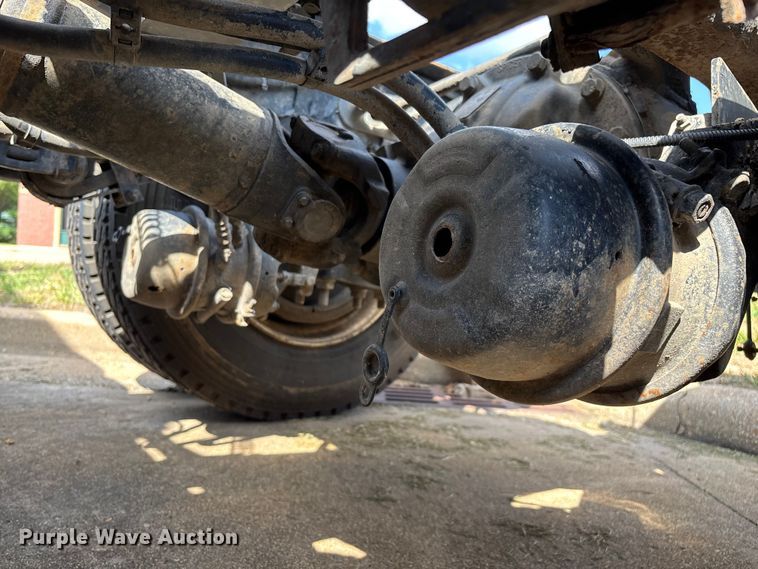 image for item ED2263 2014 Kenworth T660 semi truck