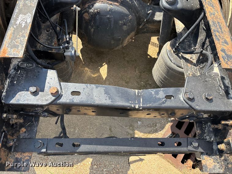 image for item ED2263 2014 Kenworth T660 semi truck