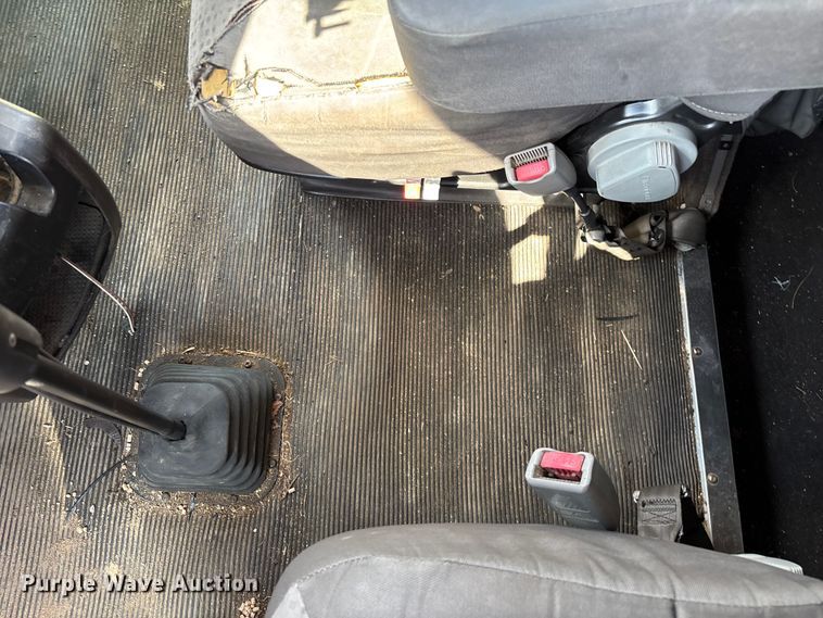 image for item ED2263 2014 Kenworth T660 semi truck