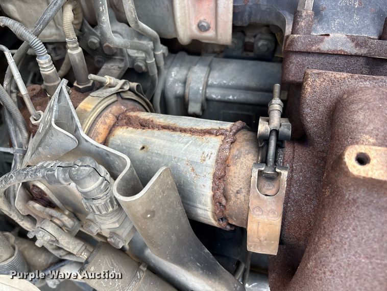 image for item ED2263 2014 Kenworth T660 semi truck