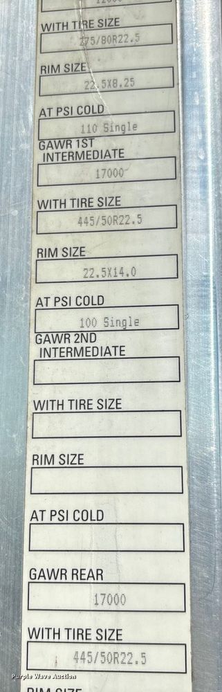 image for item ED2263 2014 Kenworth T660 semi truck