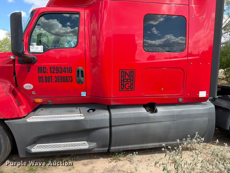 image for item ED5917 2019 International LT625 semi truck