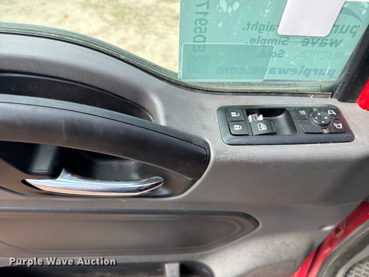 image for item ED5917 2019 International LT625 semi truck