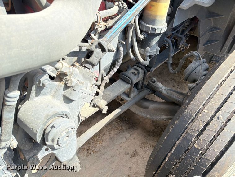 image for item ED5918 2019 International LT625 semi truck