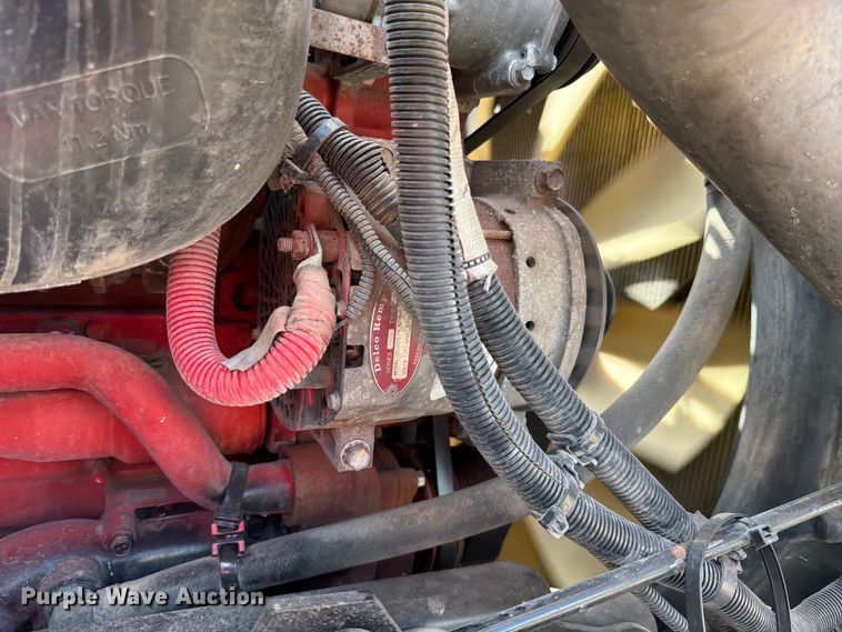 image for item ED5918 2019 International LT625 semi truck