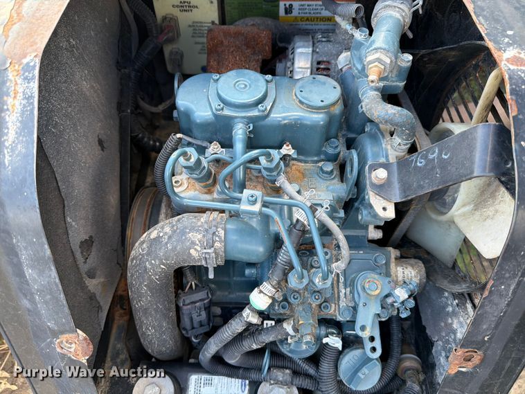 image for item ED5919 2019 International LT625 semi truck