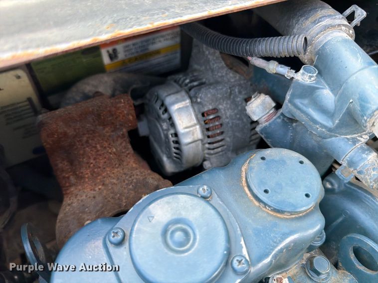 image for item ED5919 2019 International LT625 semi truck