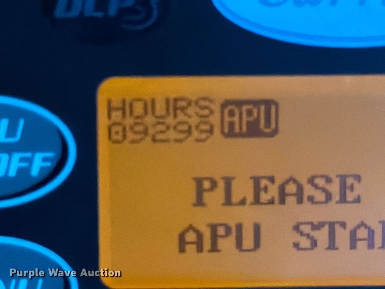 image for item ED5919 2019 International LT625 semi truck