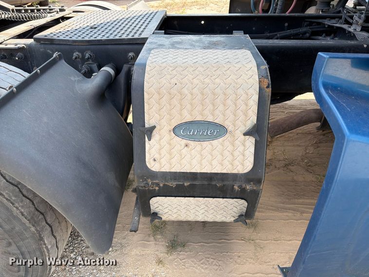 image for item ED5920 2019 International LT625 semi truck