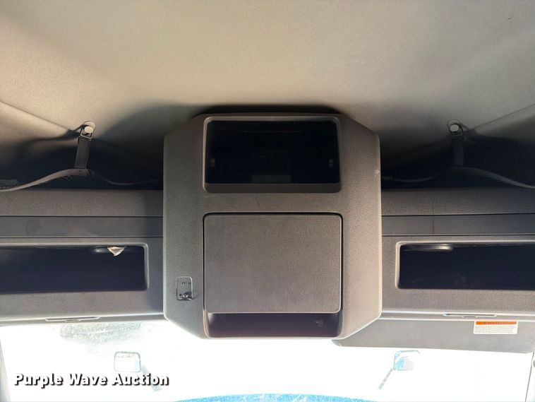 image for item ED5920 2019 International LT625 semi truck