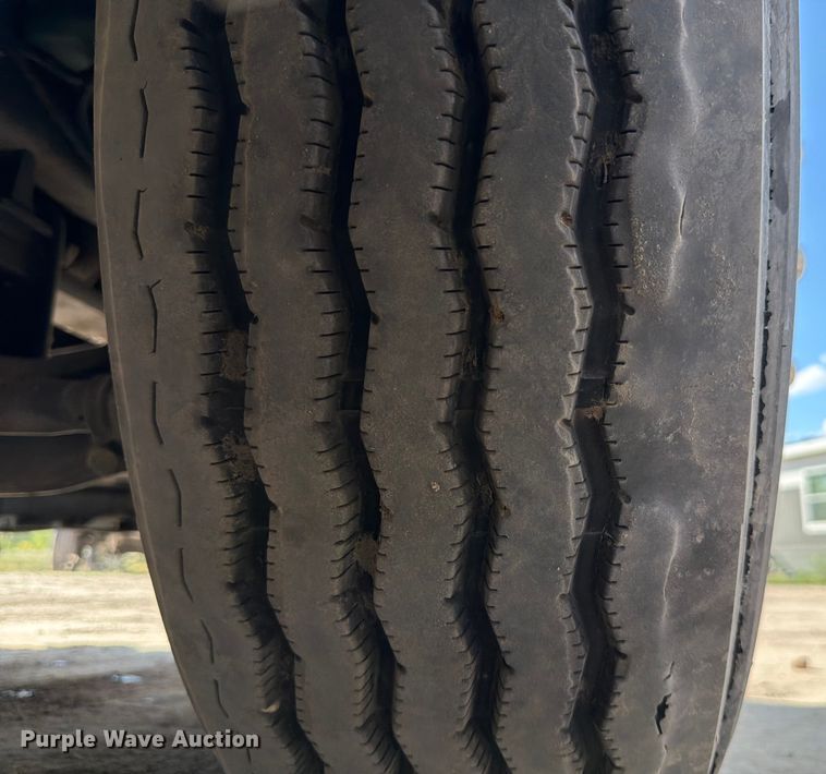 image for item ED5920 2019 International LT625 semi truck