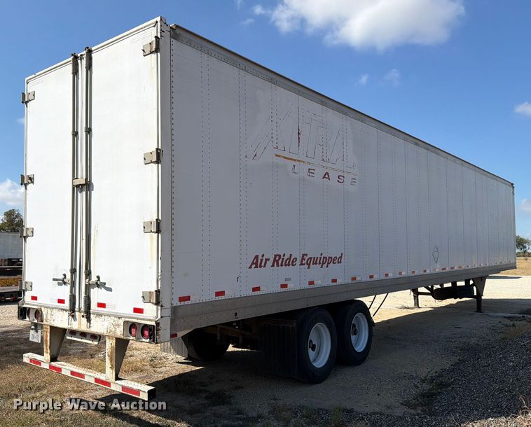 image for item ED5921 1997 Hyundai VT2530152JSA dry van trailer