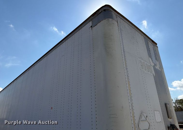 image for item ED5921 1997 Hyundai VT2530152JSA dry van trailer