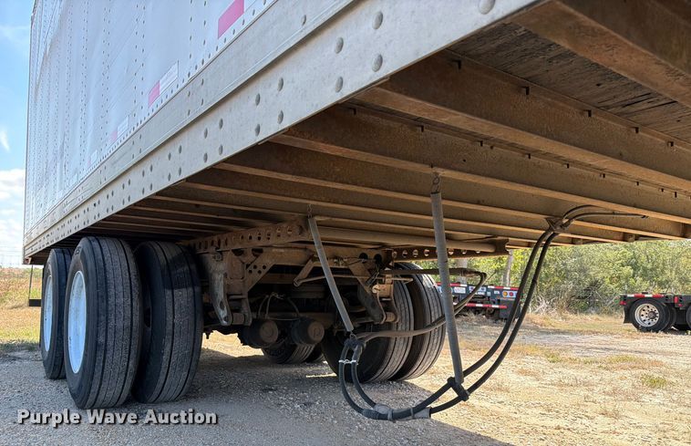 image for item ED5921 1997 Hyundai VT2530152JSA dry van trailer