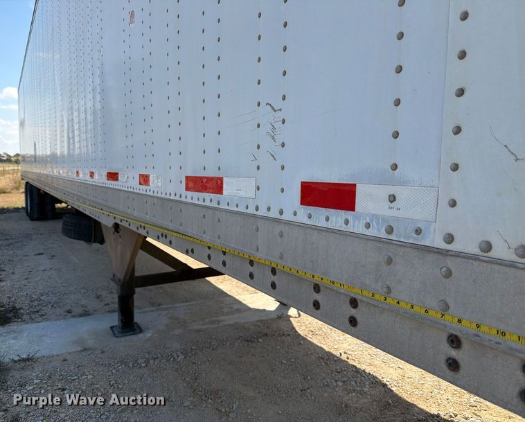 image for item ED5921 1997 Hyundai VT2530152JSA dry van trailer