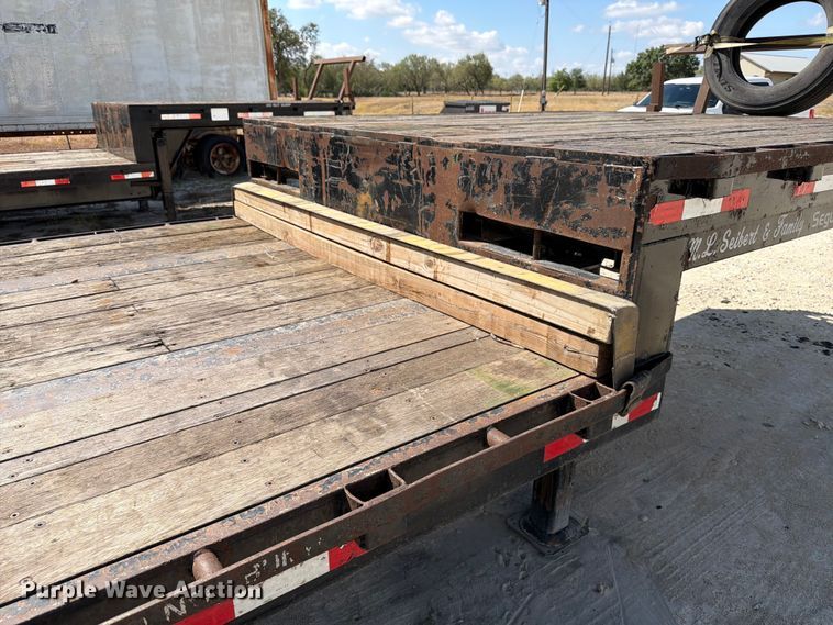 image for item ED5925 2013 Neville Built drop deck equipment trailer