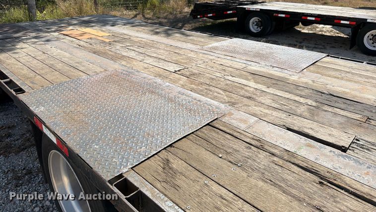 image for item ED5925 2013 Neville Built drop deck equipment trailer