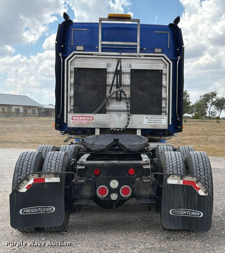 image for item ED5926 2020 Freightliner Coronado glider kit semi truck