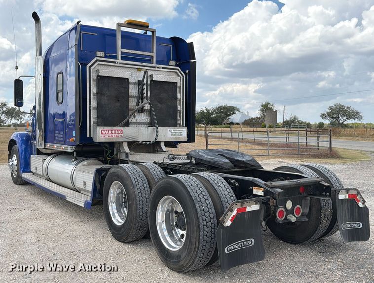 image for item ED5926 2020 Freightliner Coronado glider kit semi truck