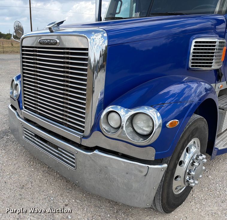 image for item ED5926 2020 Freightliner Coronado glider kit semi truck