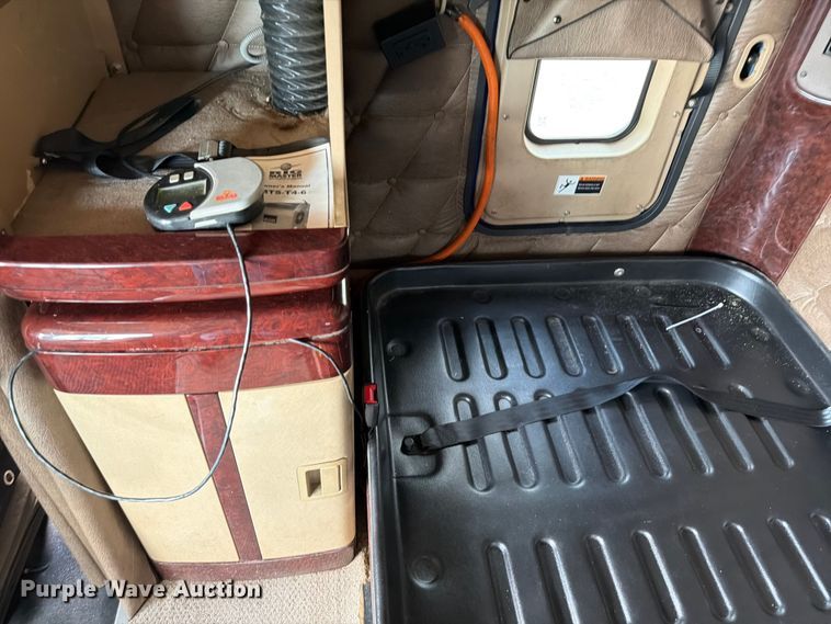 image for item ED5926 2020 Freightliner Coronado glider kit semi truck