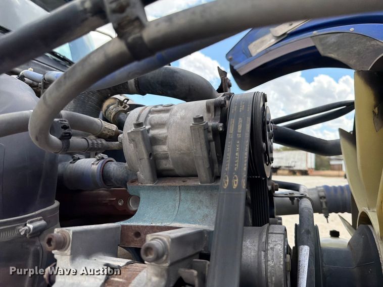 image for item ED5926 2020 Freightliner Coronado glider kit semi truck