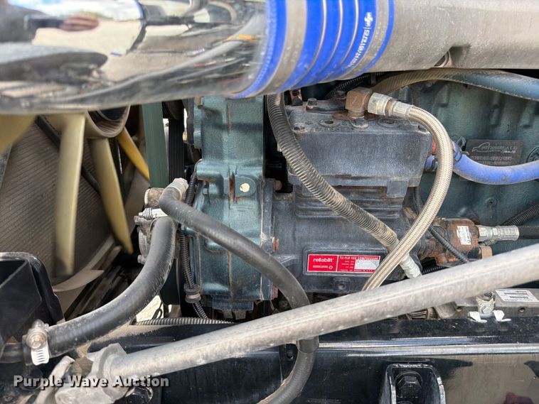 image for item ED5926 2020 Freightliner Coronado glider kit semi truck