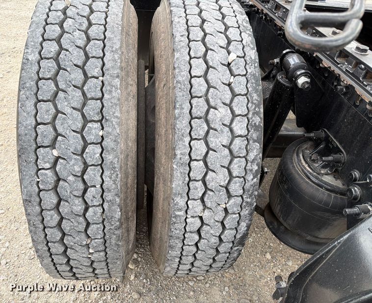 image for item ED5926 2020 Freightliner Coronado glider kit semi truck