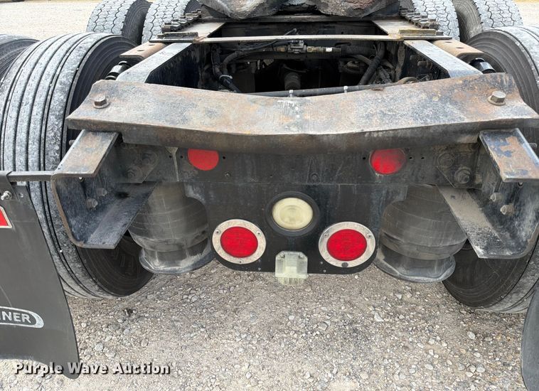 image for item ED5927 2014 Freightliner Coronado glider kit semi truck