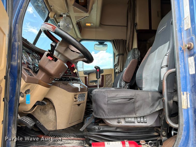 image for item ED5927 2014 Freightliner Coronado glider kit semi truck