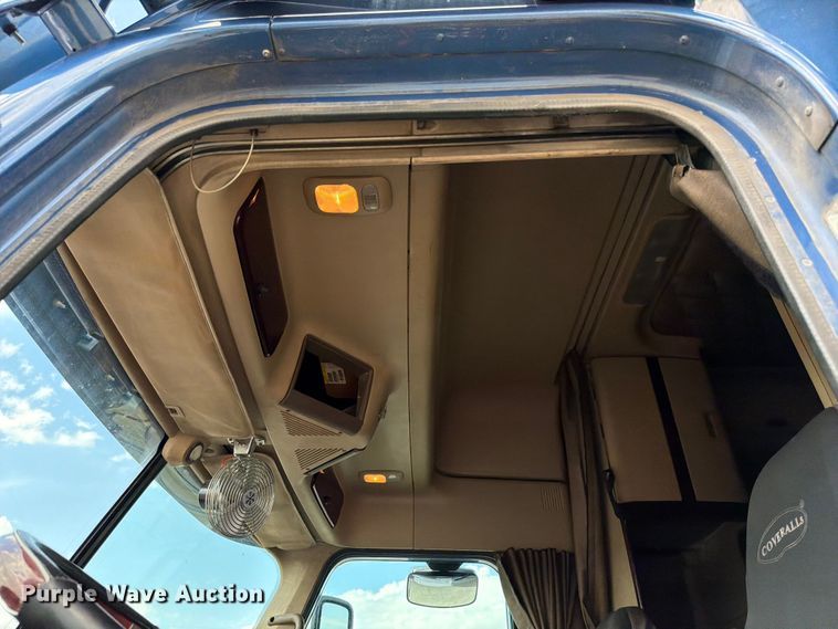 image for item ED5927 2014 Freightliner Coronado glider kit semi truck