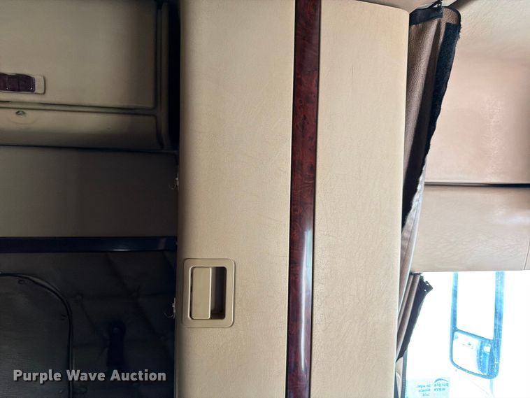 image for item ED5927 2014 Freightliner Coronado glider kit semi truck