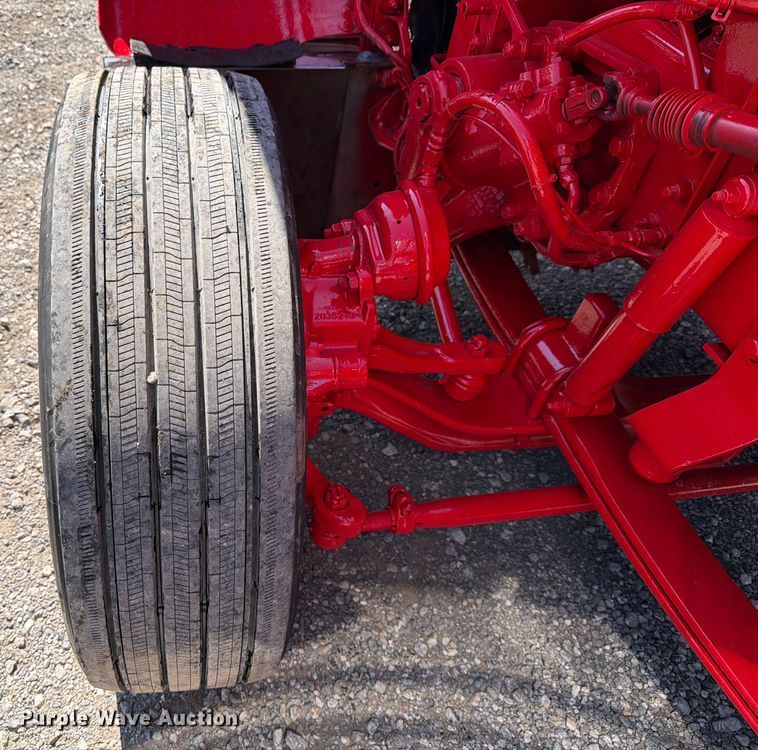 image for item ED5940 2016 Peterbilt 389 semi truck