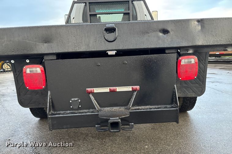 image for item EE4149 2009 GMC C5500 4x4 flatbed truck