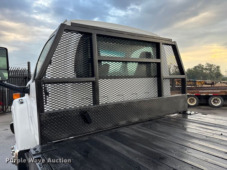 image for item EE4149 2009 GMC C5500 4x4 flatbed truck