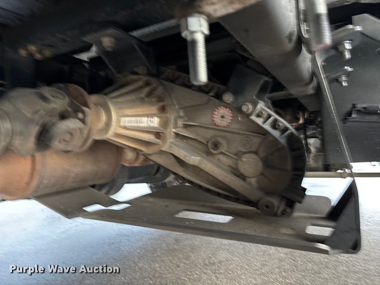 image for item EE4149 2009 GMC C5500 4x4 flatbed truck