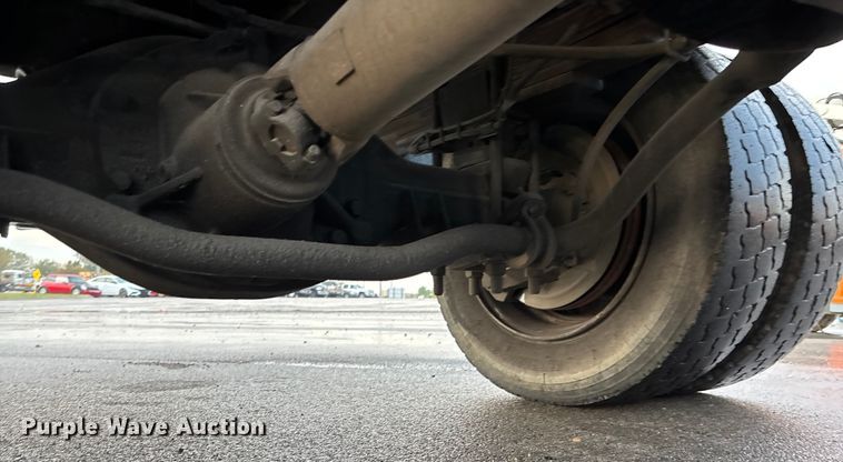 image for item EE4149 2009 GMC C5500 4x4 flatbed truck