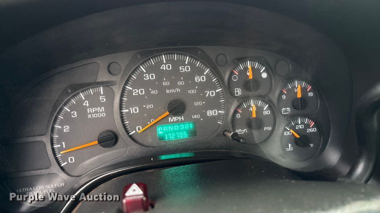 image for item EE4149 2009 GMC C5500 4x4 flatbed truck