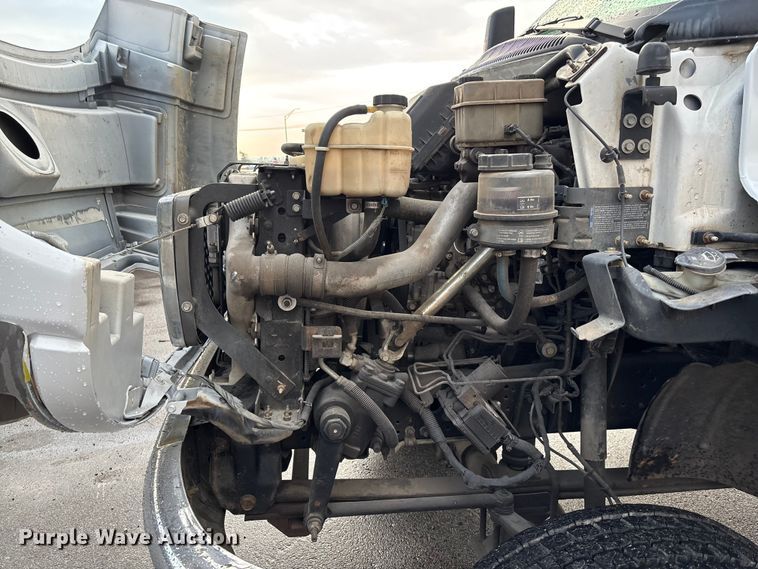 image for item EE4149 2009 GMC C5500 4x4 flatbed truck