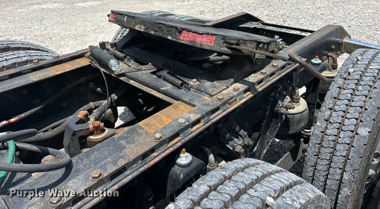 image for item EF2072 2000 Kenworth  W900 semi truck