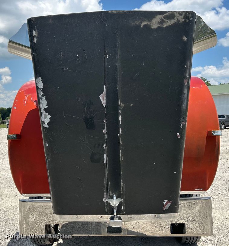 image for item EF2072 2000 Kenworth  W900 semi truck