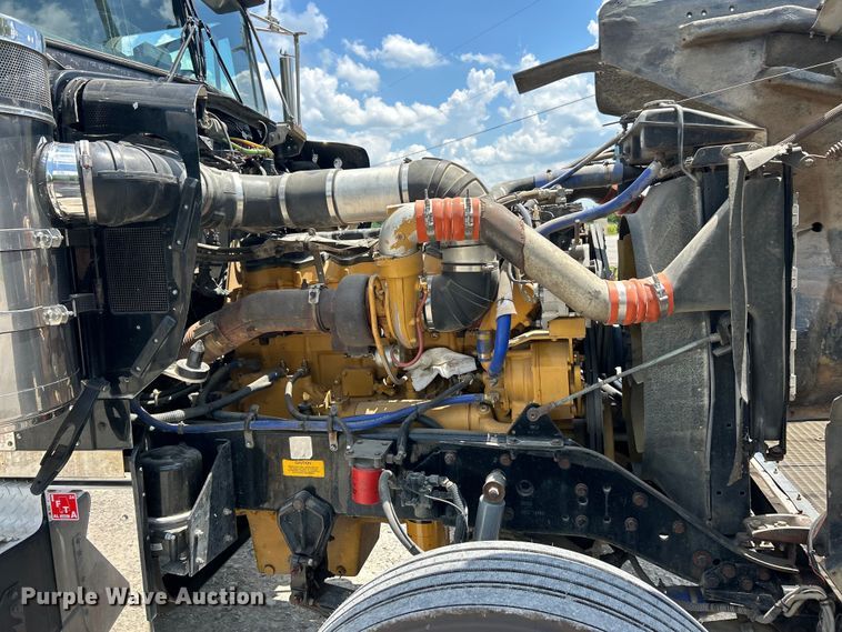 image for item EF2072 2000 Kenworth  W900 semi truck