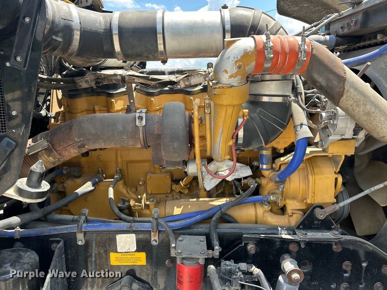 image for item EF2072 2000 Kenworth  W900 semi truck