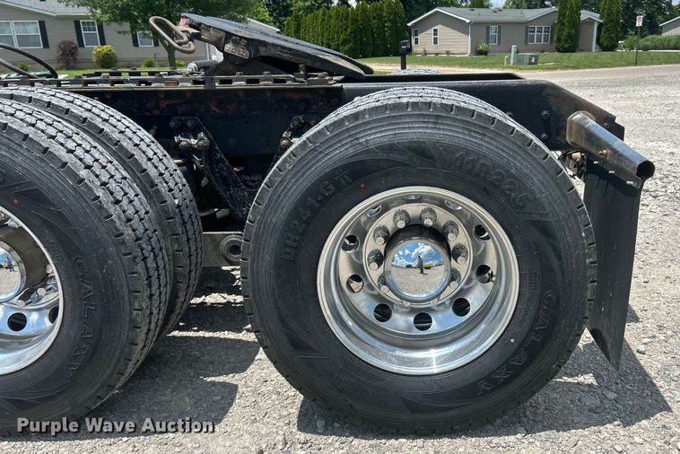 image for item EF2072 2000 Kenworth  W900 semi truck