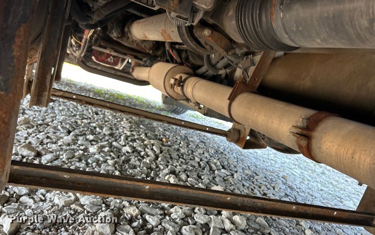 image for item EF2075 2016 Kenworth  T600 semi truck