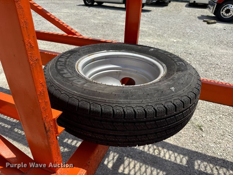 image for item EF2076 2020 Kaufman car carrier